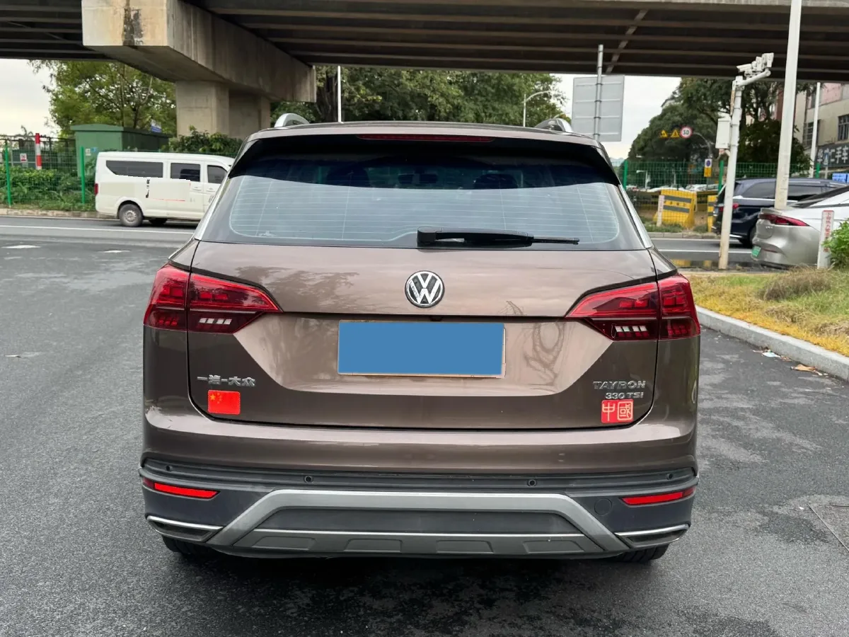 2019 Jeep Cherokee 2.0T 234HP L4 9AT,autocango,china used car exporter,china ev exporter,chinese used car exporter,chinese used ev exporter