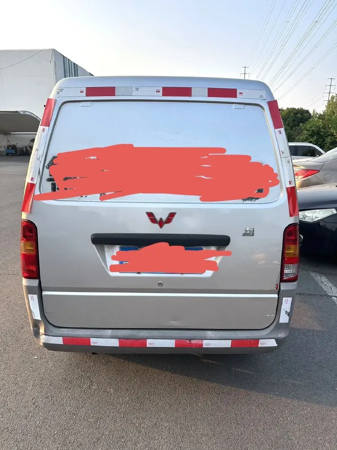 2020 WuLing ZhiGuang 1.2L 76HP L4 5MT,autocango,china used car exporter,china ev exporter,chinese used car exporter,chinese used ev exporter