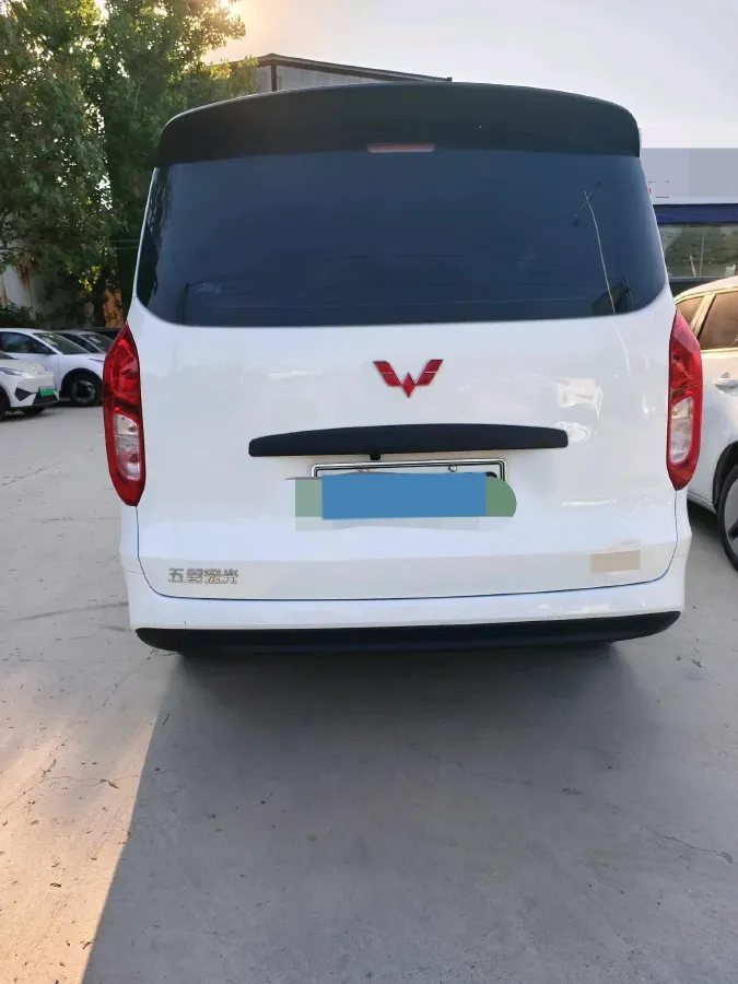 2024 WuLing HongGuang New Energy BEV 32.6KWH,autocango,china used car exporter,china ev exporter,chinese used car exporter,chinese used ev exporter