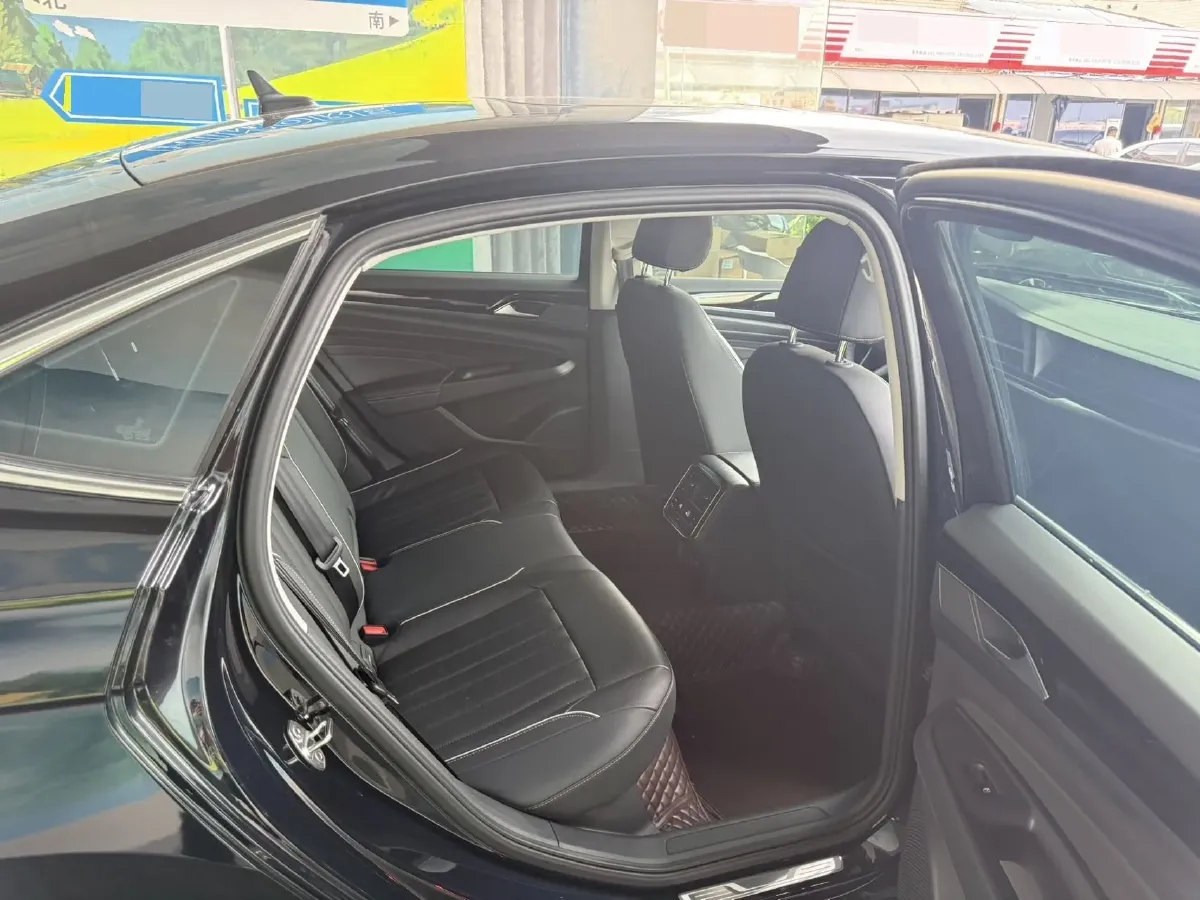 2023 Volkswagen Passat 2.0T 186HP L4 7DCT,autocango,china used car exporter,china ev exporter,chinese used car exporter,chinese used ev exporter