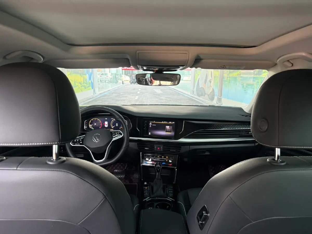 2023 Volkswagen Passat 2.0T 186HP L4 7DCT,autocango,china used car exporter,china ev exporter,chinese used car exporter,chinese used ev exporter