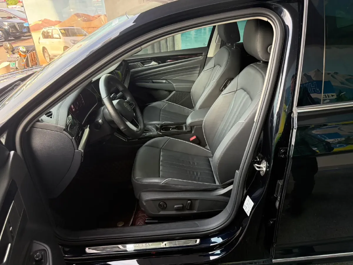 2023 Volkswagen Passat 2.0T 186HP L4 7DCT,autocango,china used car exporter,china ev exporter,chinese used car exporter,chinese used ev exporter