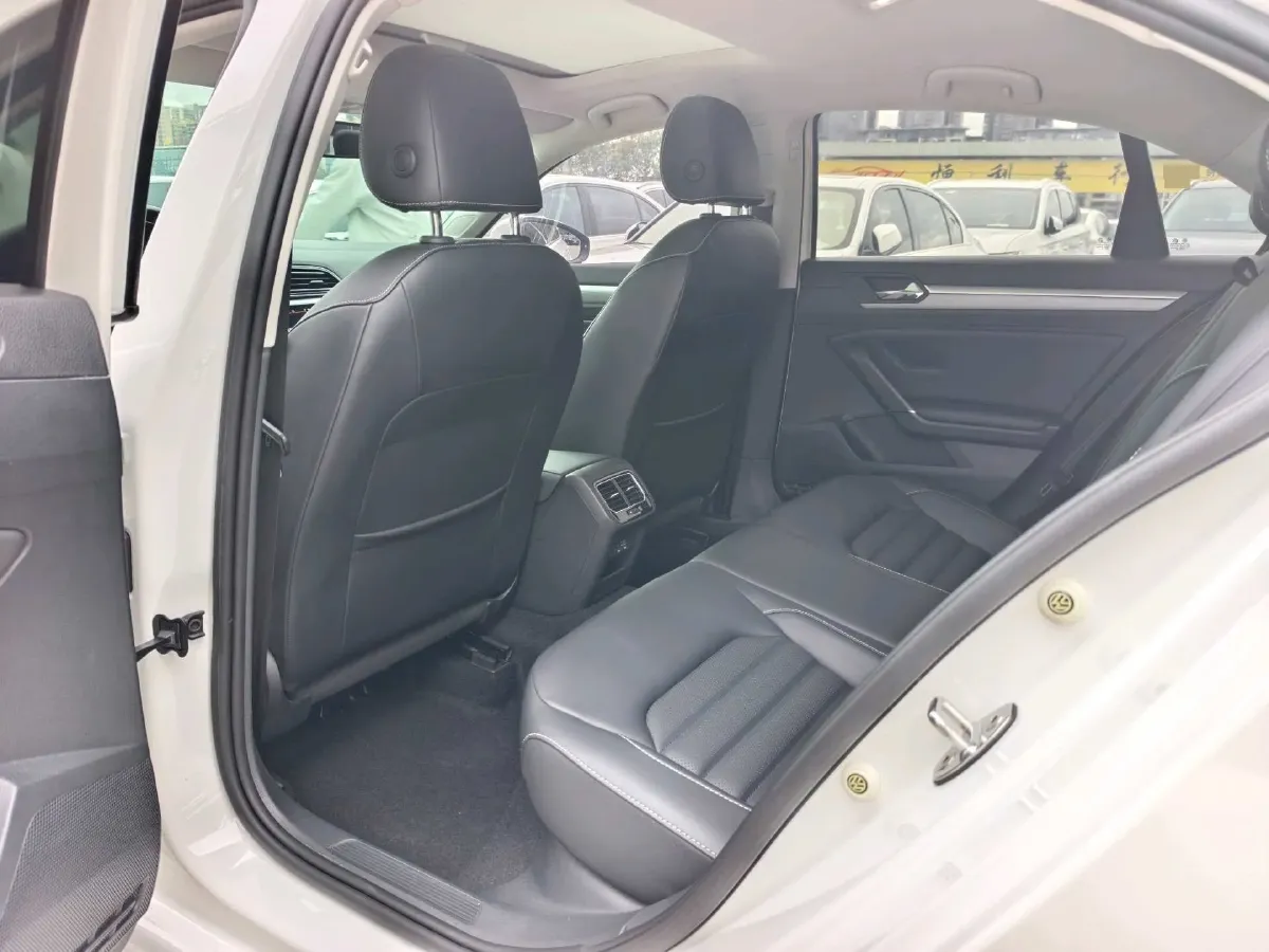 2021 Volkswagen Lamando 1.4T 150HP L4 7DCT,autocango,china used car exporter,china ev exporter,chinese used car exporter,chinese used ev exporter