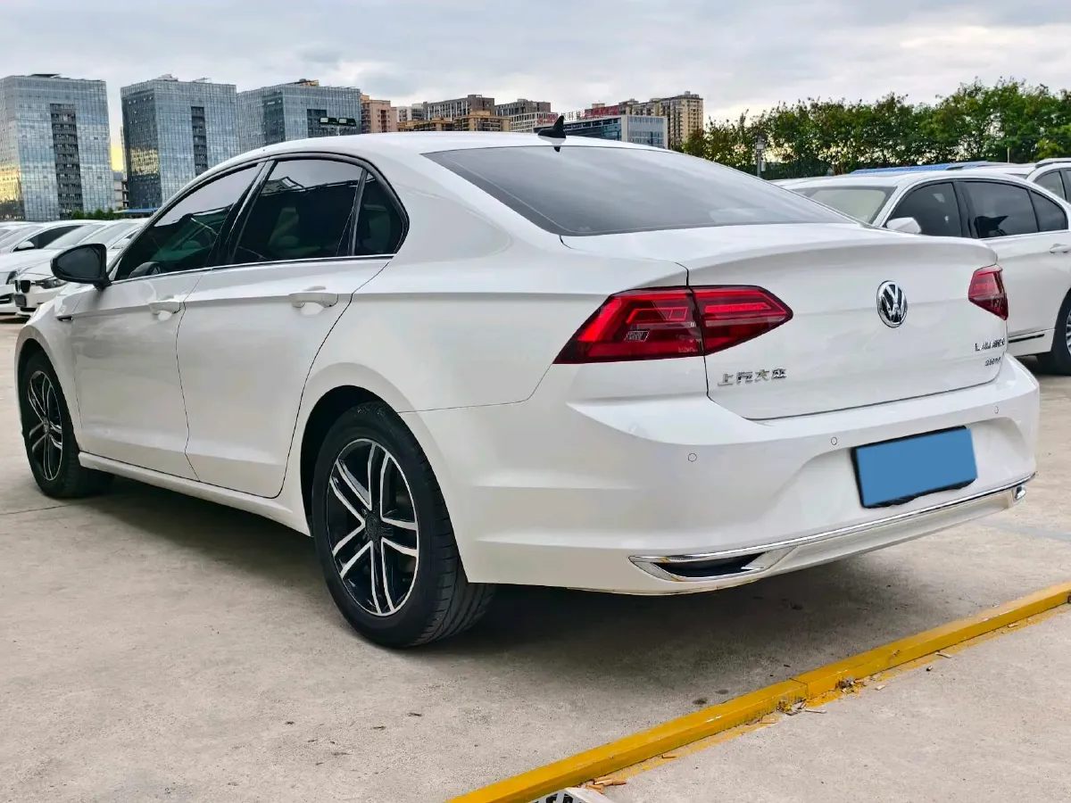 2021 Volkswagen Lamando 1.4T 150HP L4 7DCT,autocango,china used car exporter,china ev exporter,chinese used car exporter,chinese used ev exporter