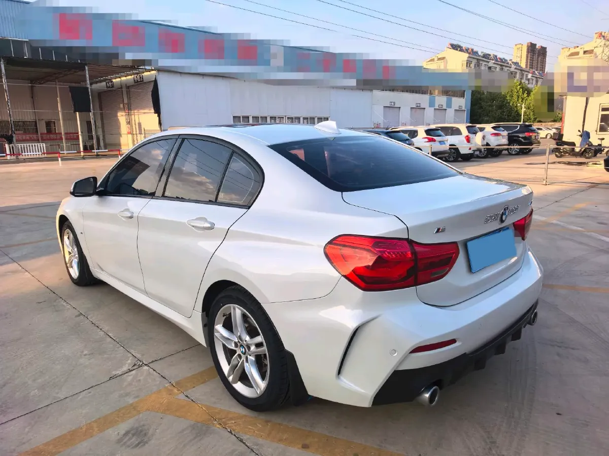 2020 BMW 1 Series 1.5T 140HP L3 7DCT,autocango,china used car exporter,china ev exporter,chinese used car exporter,chinese used ev exporter