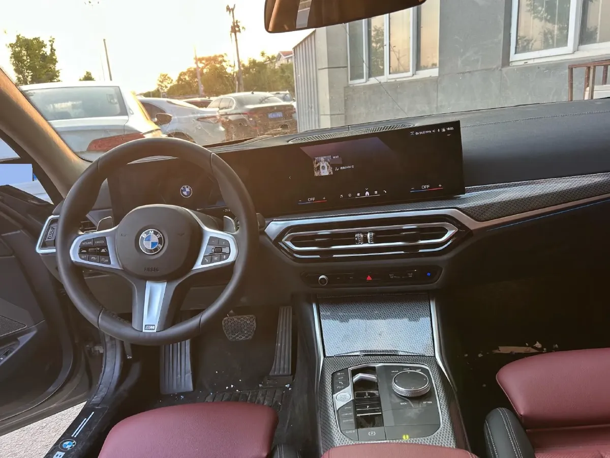 2024 BMW 3 Series 2.0T 184HP L4 8AT,autocango,china used car exporter,china ev exporter,chinese used car exporter,chinese used ev exporter