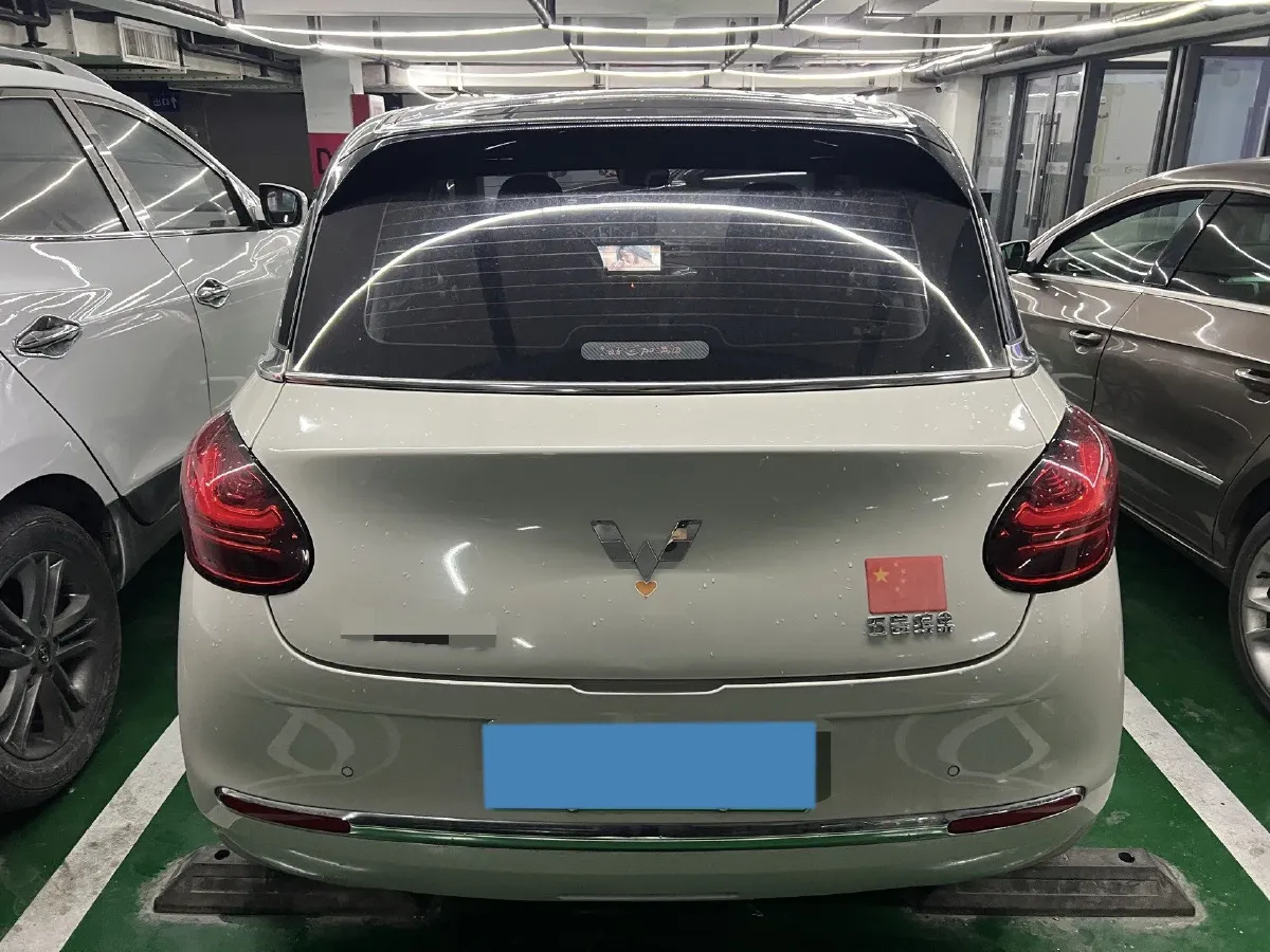 2023 WuLing BinGuo BEV 31.9KWH,autocango,china used car exporter,china ev exporter,chinese used car exporter,chinese used ev exporter