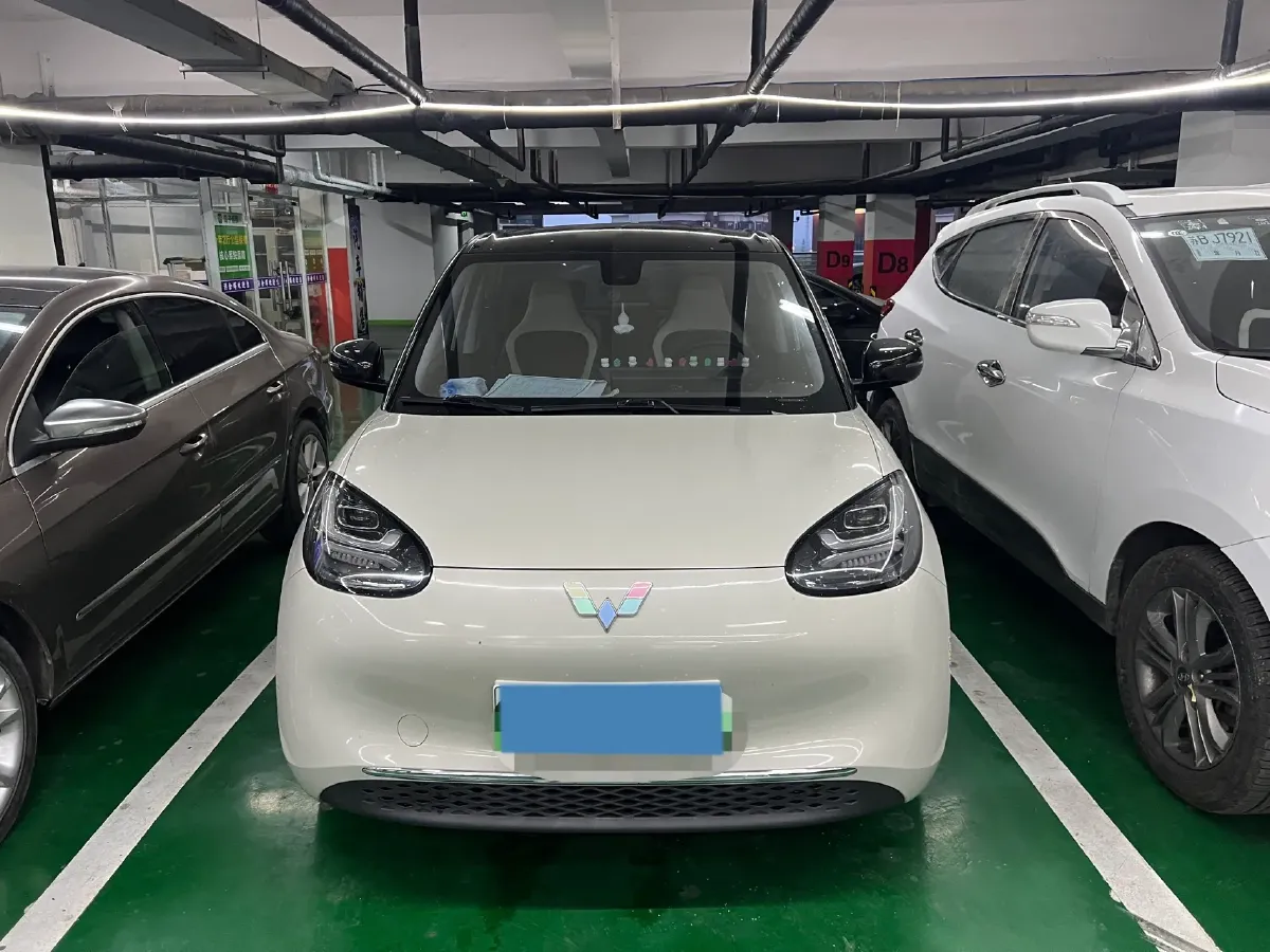 2023 WuLing BinGuo BEV 31.9KWH,autocango,china used car exporter,china ev exporter,chinese used car exporter,chinese used ev exporter