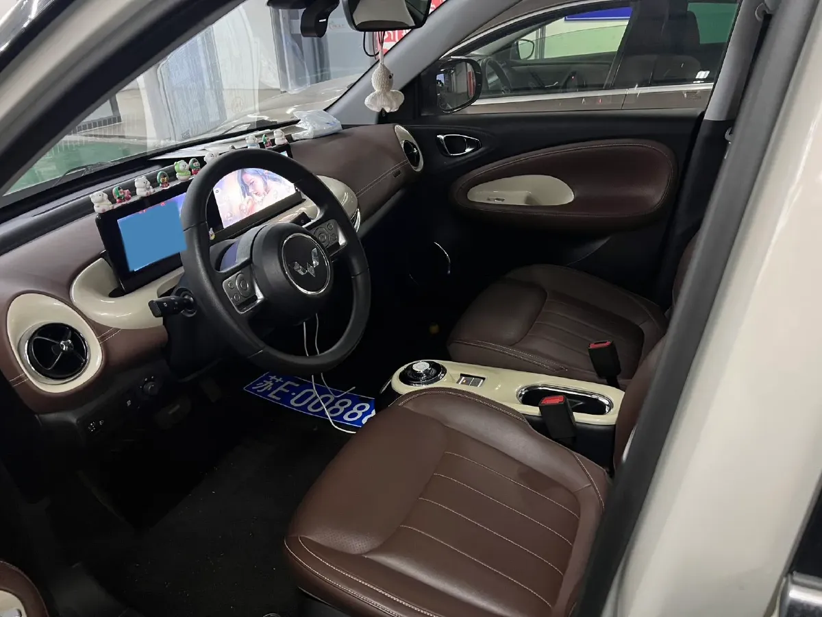 2023 WuLing BinGuo BEV 31.9KWH,autocango,china used car exporter,china ev exporter,chinese used car exporter,chinese used ev exporter