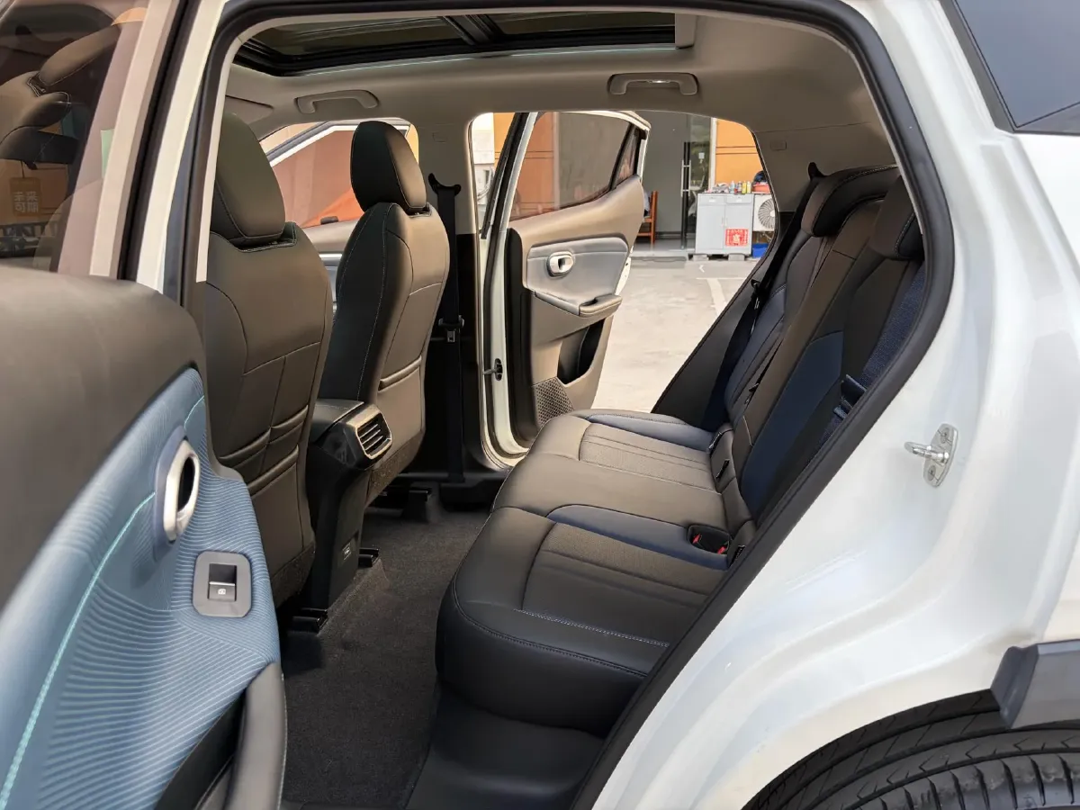 2023 GAC Trumpchi GS3 1.5T 177HP L4 7DCT,autocango,china used car exporter,china ev exporter,chinese used car exporter,chinese used ev exporter