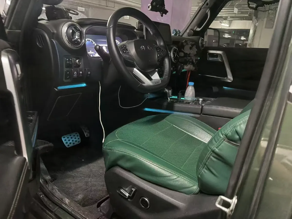 2020 Beijing BJ40 2.3T 231HP L4 6AT,autocango,china used car exporter,china ev exporter,chinese used car exporter,chinese used ev exporter