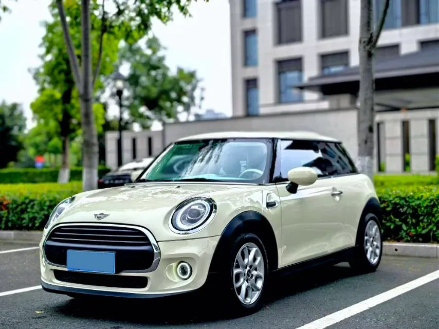 2021 MINI MINI 1.5T 102HP L3 7DCT,autocango,china used car exporter,china ev exporter,chinese used car exporter,chinese used ev exporter