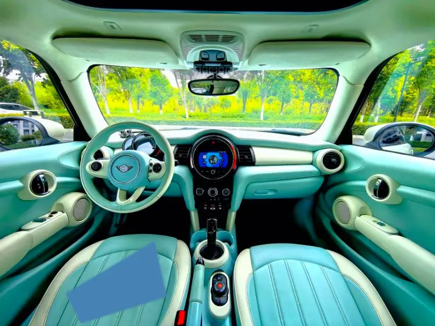 2021 MINI MINI 1.5T 102HP L3 7DCT,autocango,china used car exporter,china ev exporter,chinese used car exporter,chinese used ev exporter