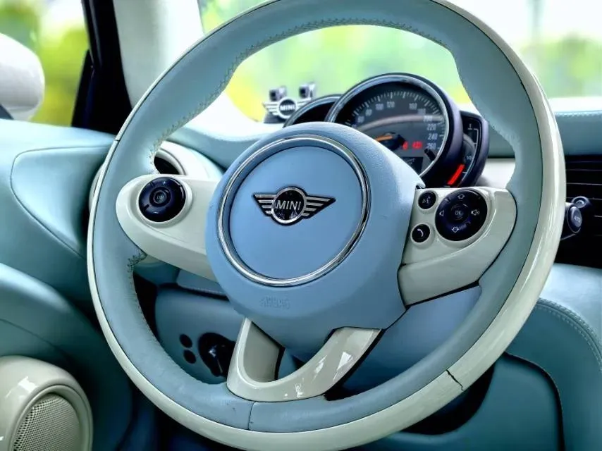 2021 MINI MINI 1.5T 102HP L3 7DCT,autocango,china used car exporter,china ev exporter,chinese used car exporter,chinese used ev exporter