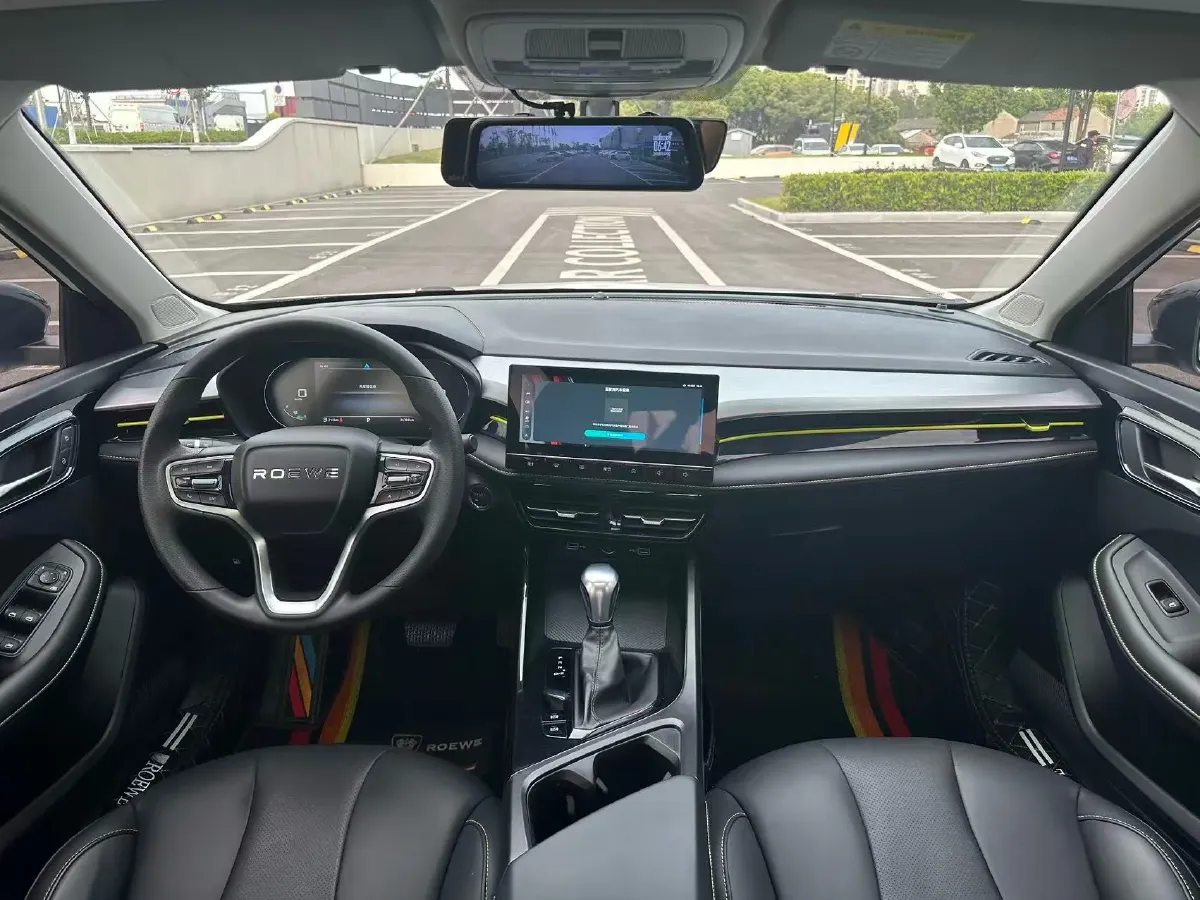 2021 Roewe i5 1.5L 120HP L4 CVT,autocango,china used car exporter,china ev exporter,chinese used car exporter,chinese used ev exporter