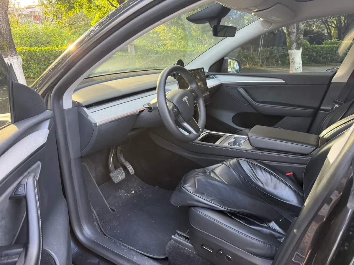 2024 Iveco OuSheng BEV 77.28KWH,autocango,china used car exporter,china ev exporter,chinese used car exporter,chinese used ev exporter