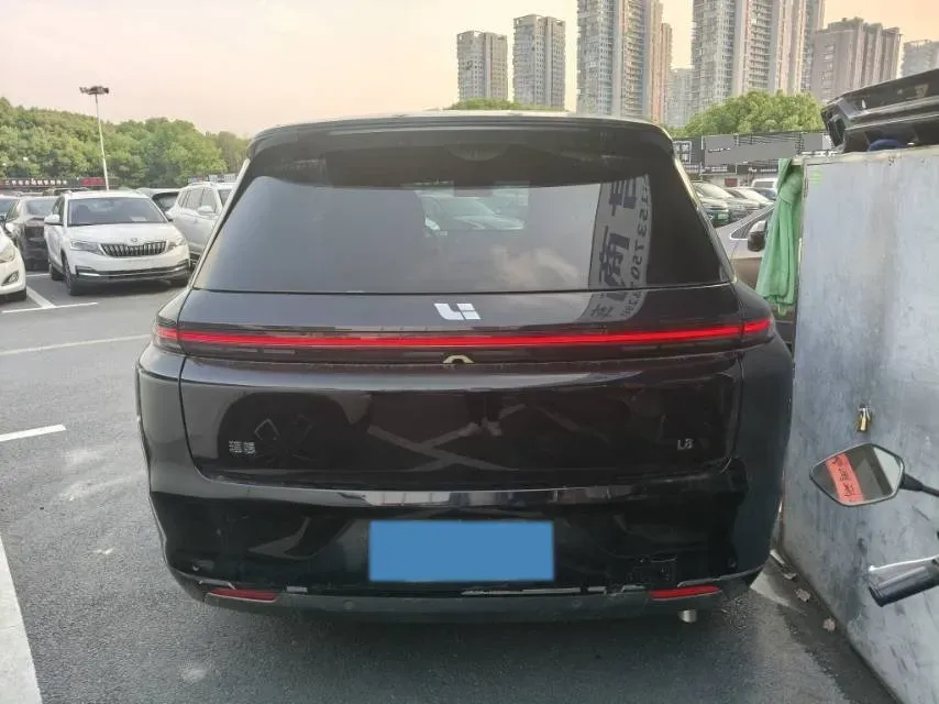 2023 Li L8 Range Extended 154HP REEV 40.9KWH,autocango,china used car exporter,china ev exporter,chinese used car exporter,chinese used ev exporter