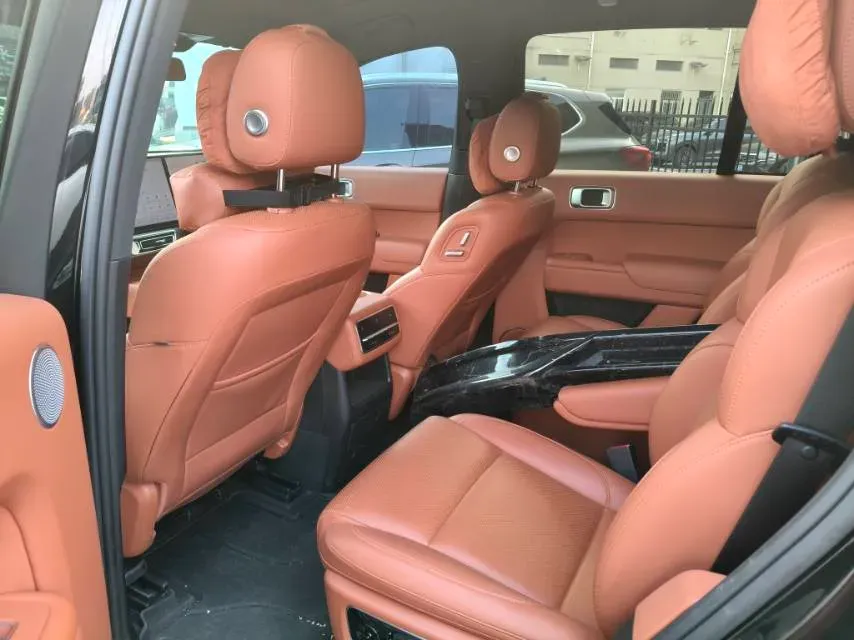 2023 Li L8 Range Extended 154HP REEV 40.9KWH,autocango,china used car exporter,china ev exporter,chinese used car exporter,chinese used ev exporter