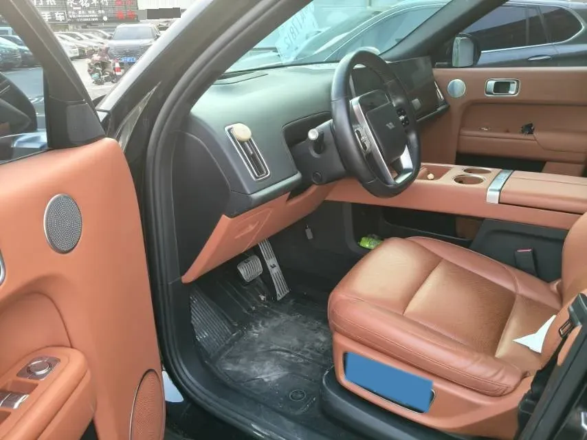 2023 Li L8 Range Extended 154HP REEV 40.9KWH,autocango,china used car exporter,china ev exporter,chinese used car exporter,chinese used ev exporter