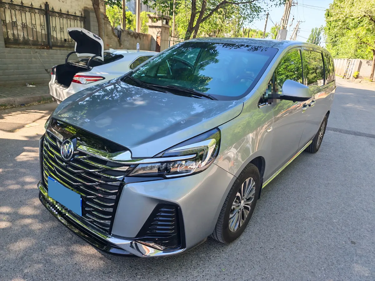 2022 Buick GL8 2.0T 237HP L4 9AT,autocango,china used car exporter,china ev exporter,chinese used car exporter,chinese used ev exporter