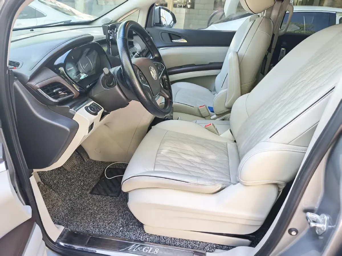 2022 Buick GL8 2.0T 237HP L4 9AT,autocango,china used car exporter,china ev exporter,chinese used car exporter,chinese used ev exporter