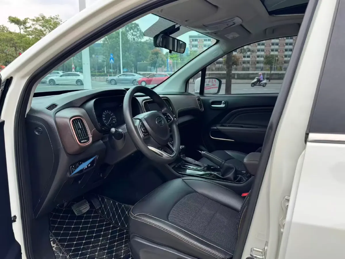 2017 GAC Trumpchi GS3 1.5L 114HP L4 6AT,autocango,china used car exporter,china ev exporter,chinese used car exporter,chinese used ev exporter