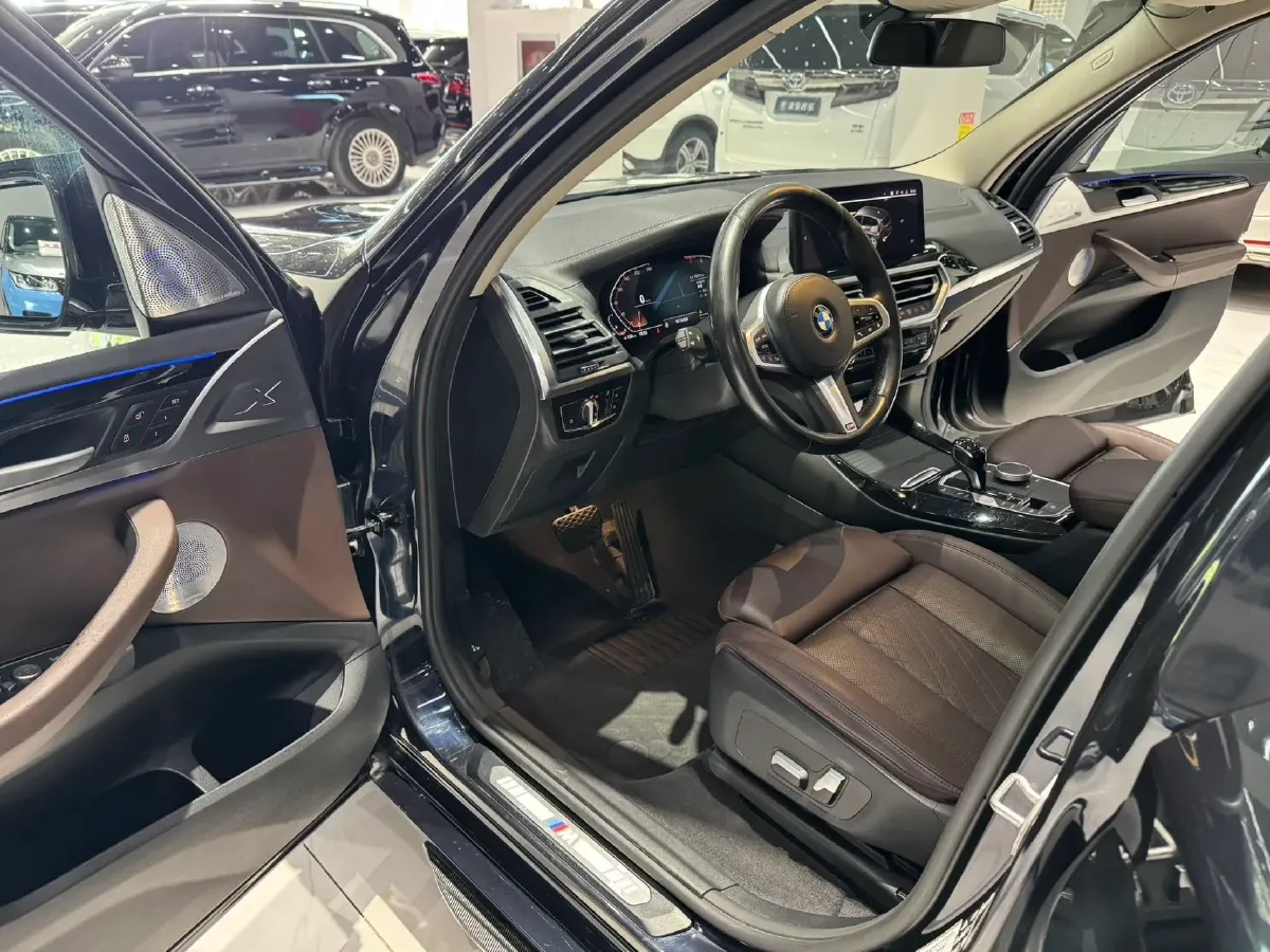 2022 BMW X3 2.0T 184HP L4 8AT,autocango,china used car exporter,china ev exporter,chinese used car exporter,chinese used ev exporter