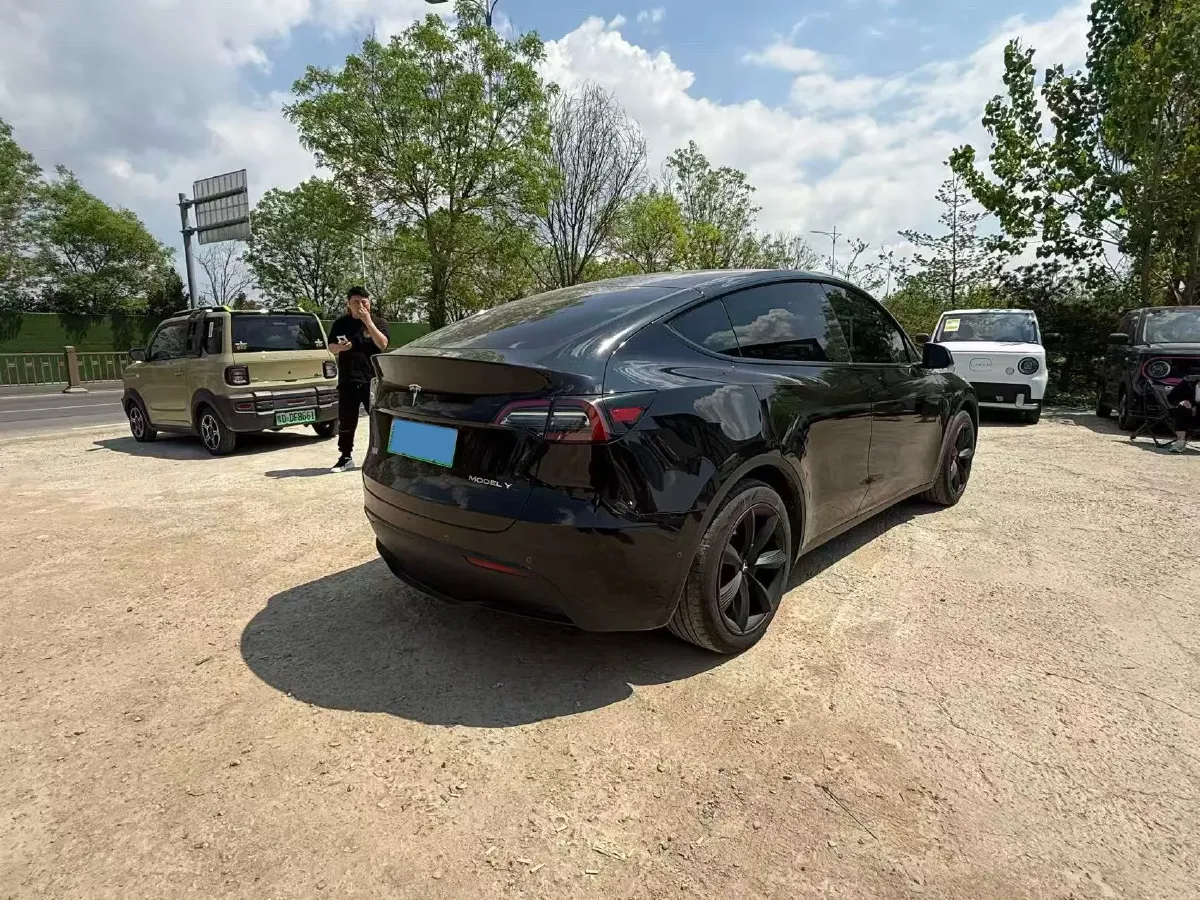 2022 Tesla Model Y BEV 60KWH,autocango,china used car exporter,china ev exporter,chinese used car exporter,chinese used ev exporter