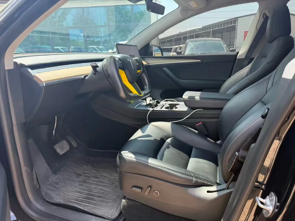 2022 Tesla Model Y BEV 60KWH,autocango,china used car exporter,china ev exporter,chinese used car exporter,chinese used ev exporter