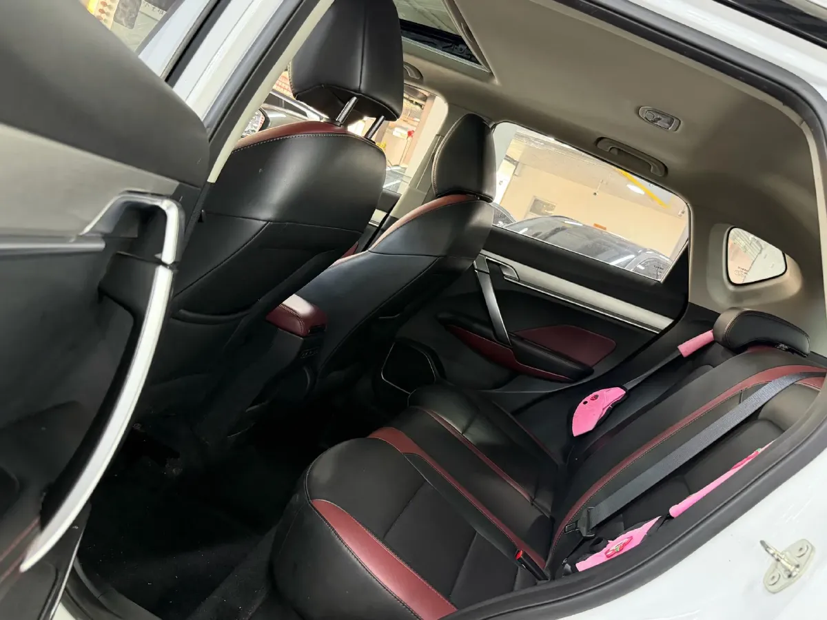 2021 Geely Coolray 1.4T 141HP L4 6DCT,autocango,china used car exporter,china ev exporter,chinese used car exporter,chinese used ev exporter