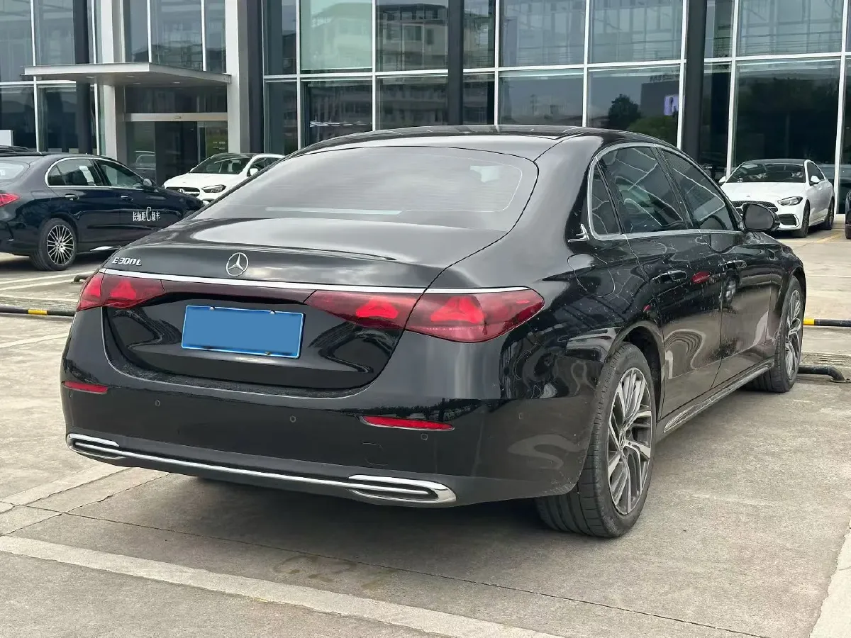 2024 Mercedes-Benz E Class 2.0T 258HP L4 9AT,autocango,china used car exporter,china ev exporter,chinese used car exporter,chinese used ev exporter