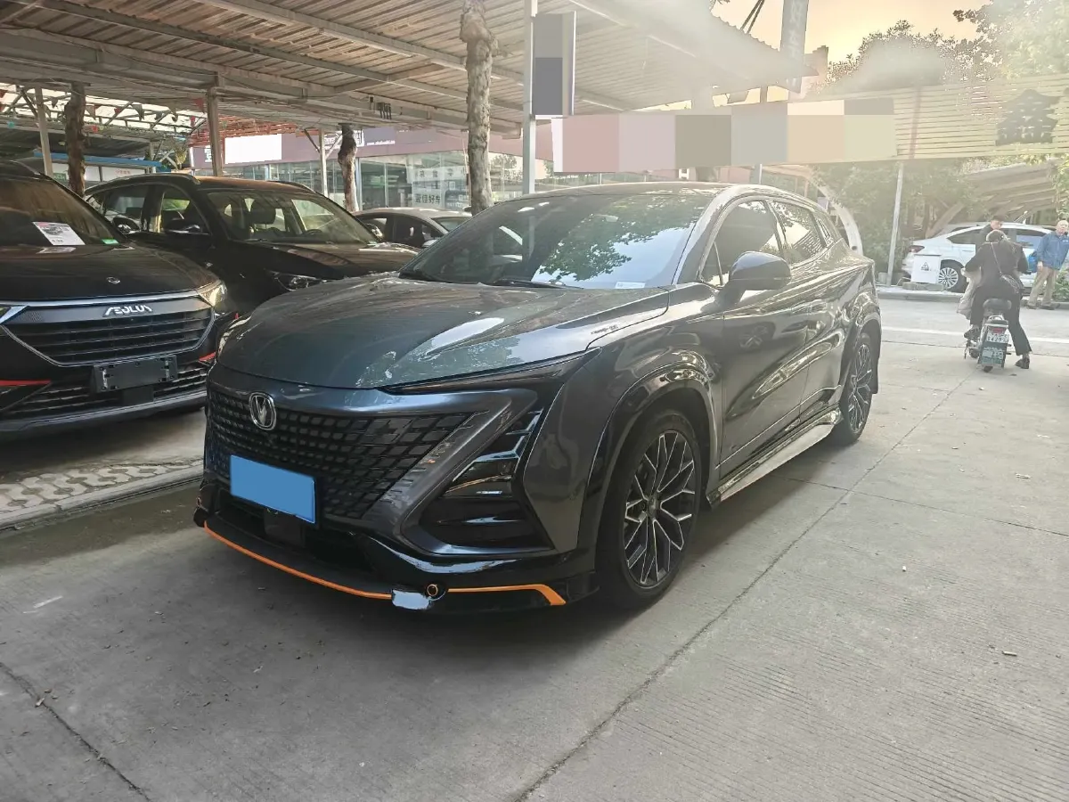 2022 ChangAn UNI-T 1.5T 188HP L4 7DCT,autocango,china used car exporter,china ev exporter,chinese used car exporter,chinese used ev exporter