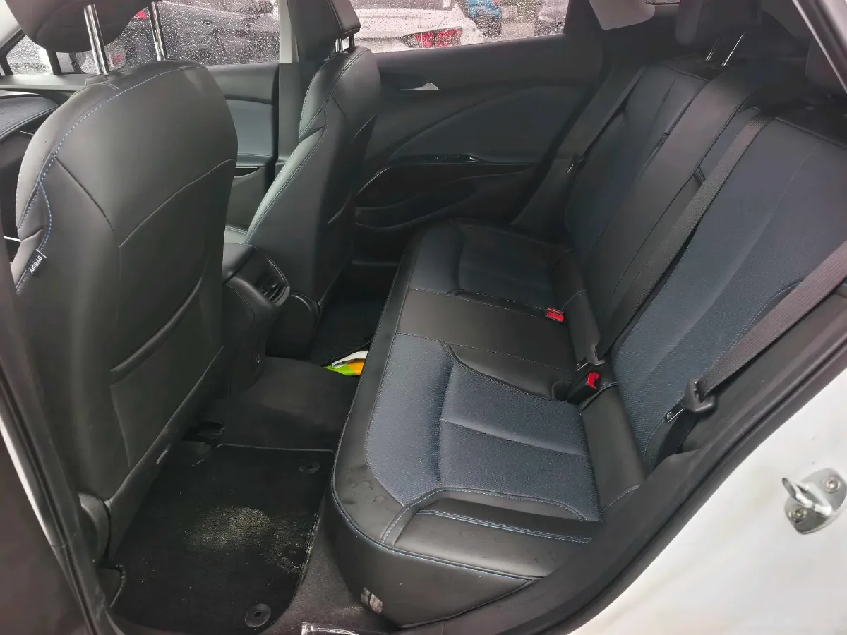 2022 Buick Velite 6 1.5L 102HP L4 E-CVT PHEV 9.5KWH,autocango,china used car exporter,china ev exporter,chinese used car exporter,chinese used ev exporter