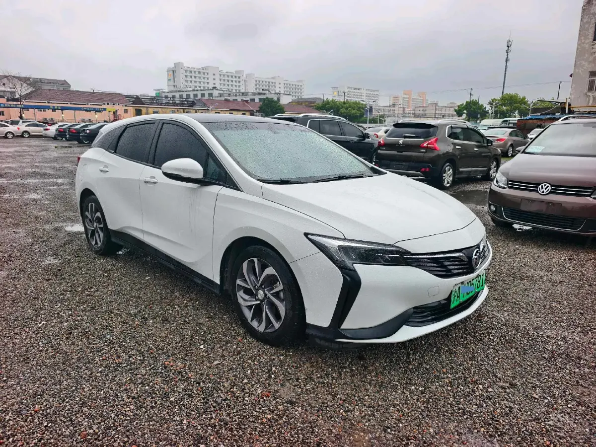2022 Buick Velite 6 1.5L 102HP L4 E-CVT PHEV 9.5KWH,autocango,china used car exporter,china ev exporter,chinese used car exporter,chinese used ev exporter