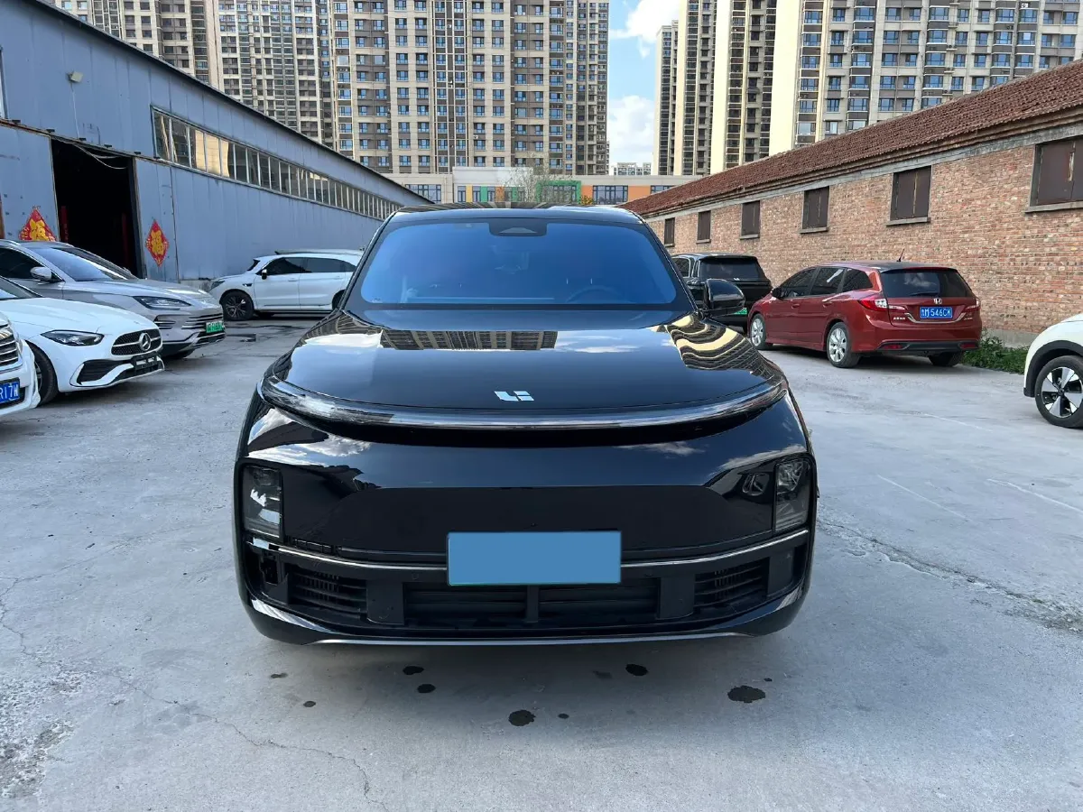 2023 Li L9 Range Extended 154HP REEV 42.6KWH,autocango,china used car exporter,china ev exporter,chinese used car exporter,chinese used ev exporter