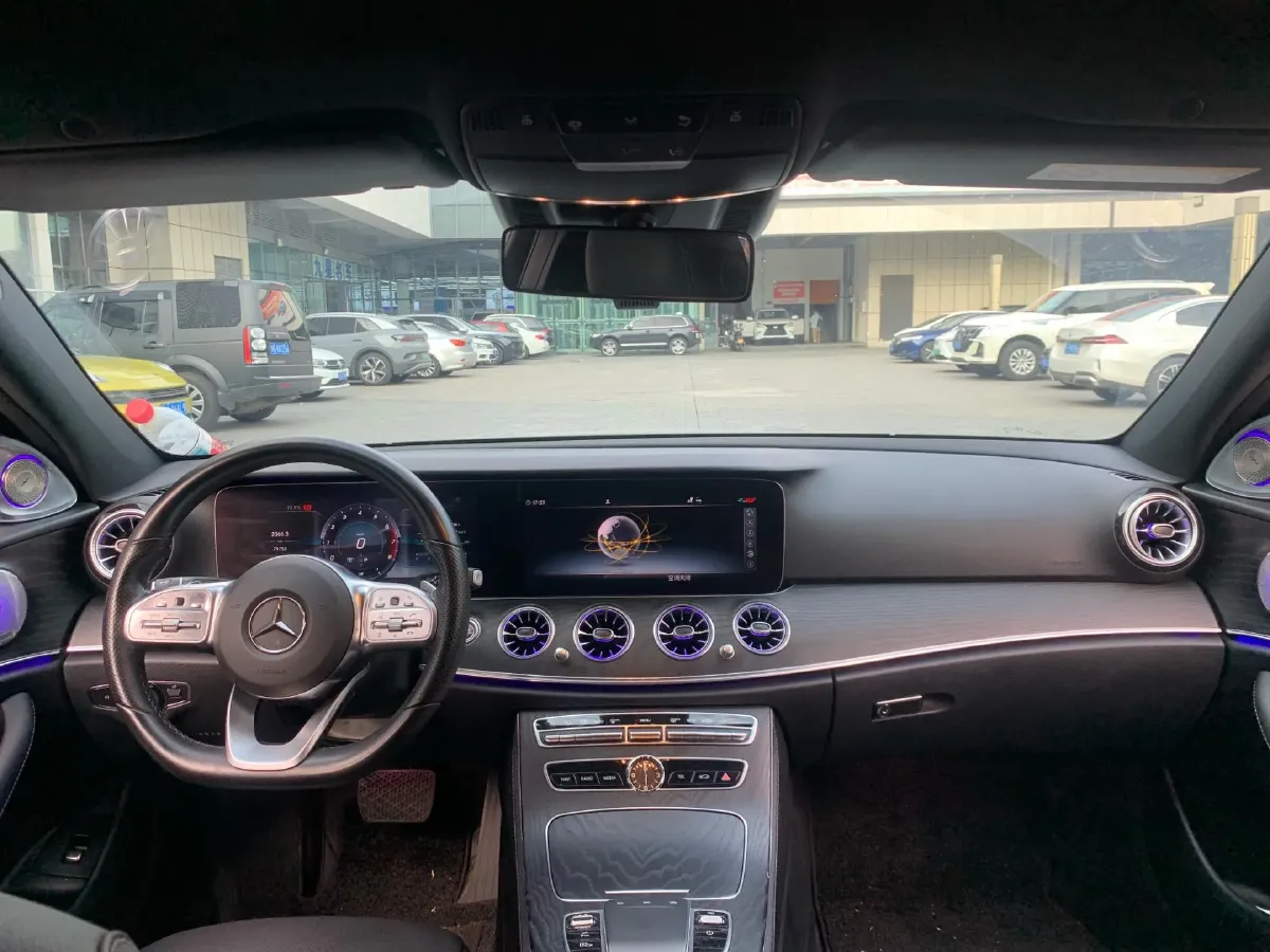 2020 Mercedes-Benz E Class 2.0T 258HP L4 9AT,autocango,china used car exporter,china ev exporter,chinese used car exporter,chinese used ev exporter