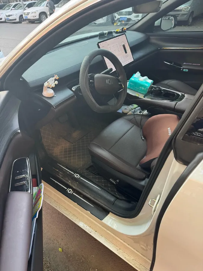 2025 ChangAn QiYuan A07 REEV 95HP REEV 28.4KWH,autocango,china used car exporter,china ev exporter,chinese used car exporter,chinese used ev exporter