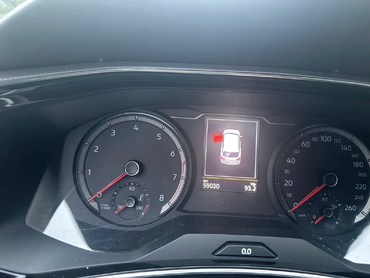 2019 Jeep Cherokee 2.0T 234HP L4 9AT,autocango,china used car exporter,china ev exporter,chinese used car exporter,chinese used ev exporter