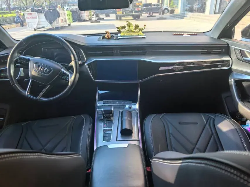 2019 Mercedes-Benz E Class 1.5T 184HP L4 9AT,autocango,china used car exporter,china ev exporter,chinese used car exporter,chinese used ev exporter