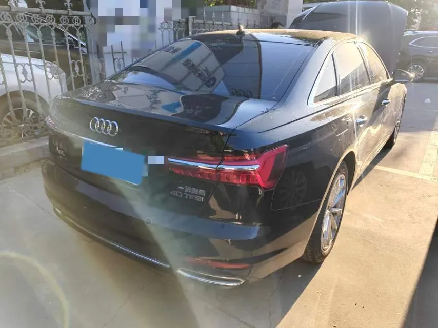 2019 Audi A6L 2.0T 190HP L4 7DCT,autocango,china used car exporter,china ev exporter,chinese used car exporter,chinese used ev exporter