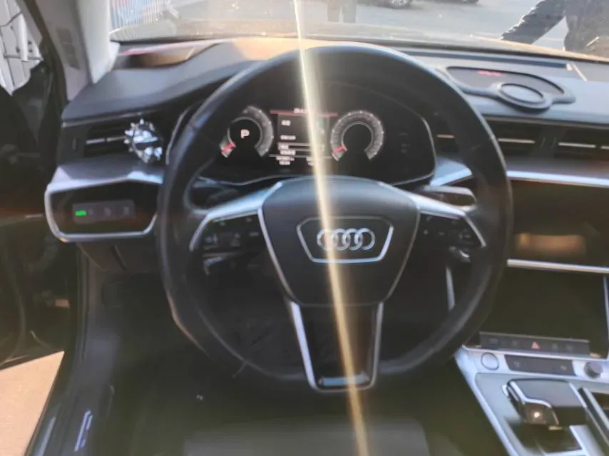 2019 Audi A6L 2.0T 190HP L4 7DCT,autocango,china used car exporter,china ev exporter,chinese used car exporter,chinese used ev exporter