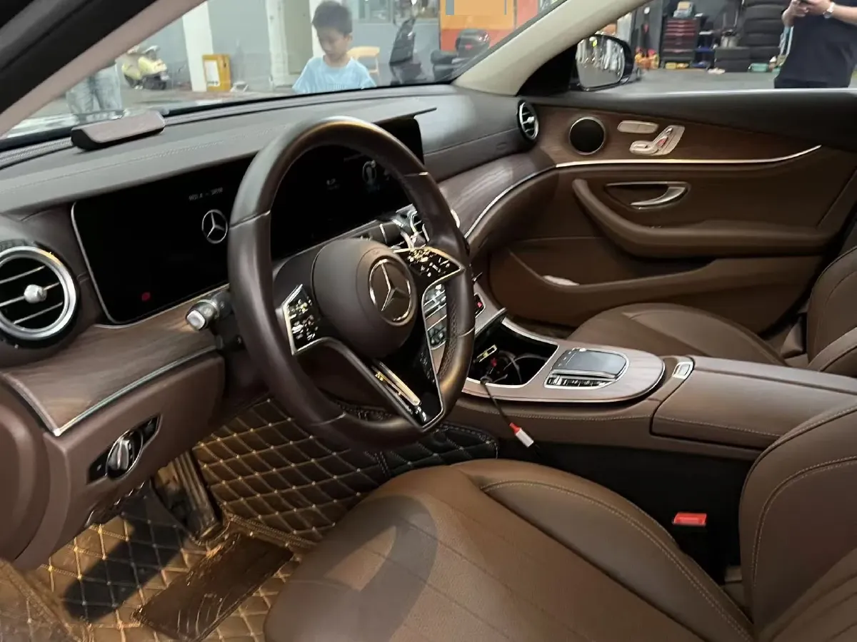 2023 Mercedes-Benz E Class 2.0T 258HP L4 9AT,autocango,china used car exporter,china ev exporter,chinese used car exporter,chinese used ev exporter