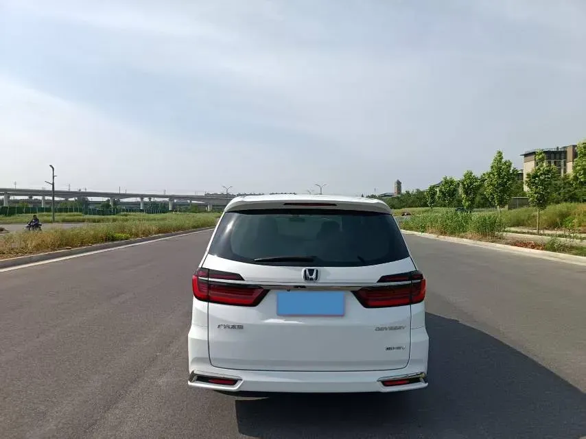2024 Honda Odyssey 2.0L 146HP L4 E-CVT Hybrid,autocango,china used car exporter,china ev exporter,chinese used car exporter,chinese used ev exporter