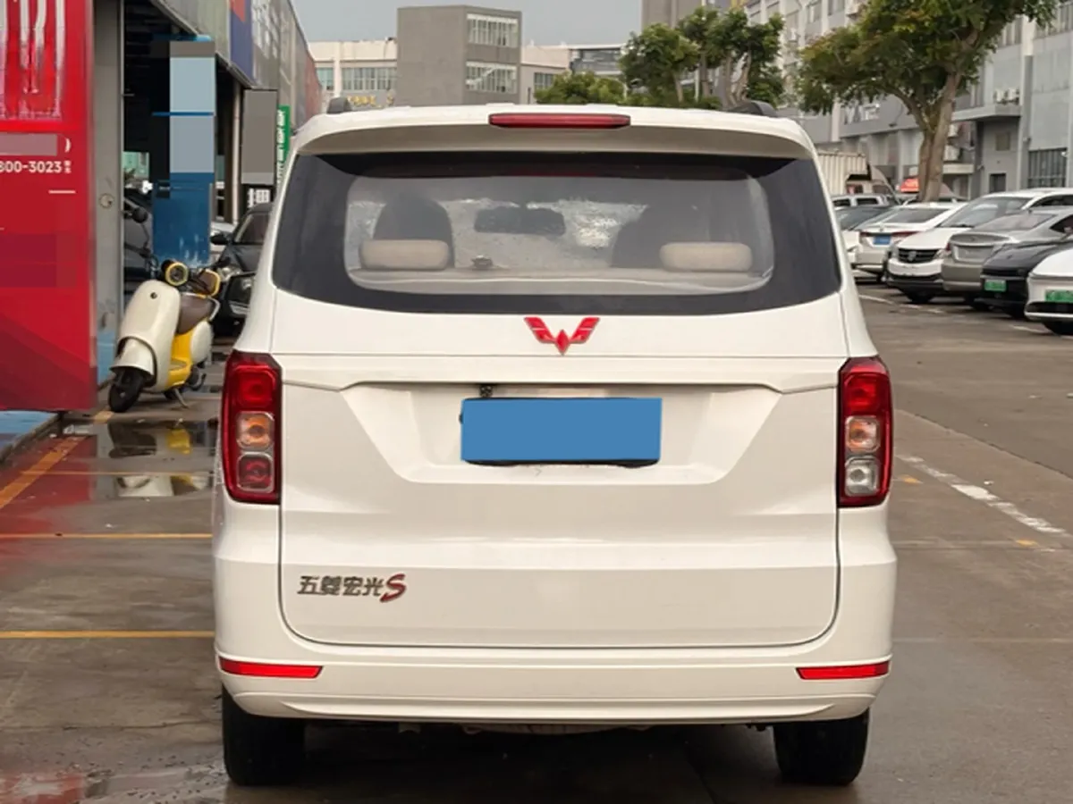 2018 WuLing HongGuang 1.5L 105HP L4 5MT,autocango,china used car exporter,china ev exporter,chinese used car exporter,chinese used ev exporter