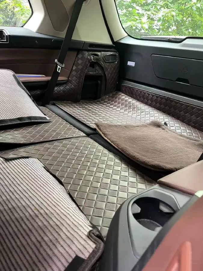 2020 BMW X7 3.0T 340HP L6 8AT,autocango,china used car exporter,china ev exporter,chinese used car exporter,chinese used ev exporter