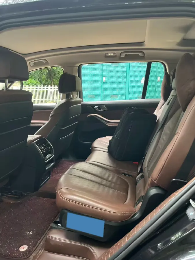 2020 BMW X7 3.0T 340HP L6 8AT,autocango,china used car exporter,china ev exporter,chinese used car exporter,chinese used ev exporter