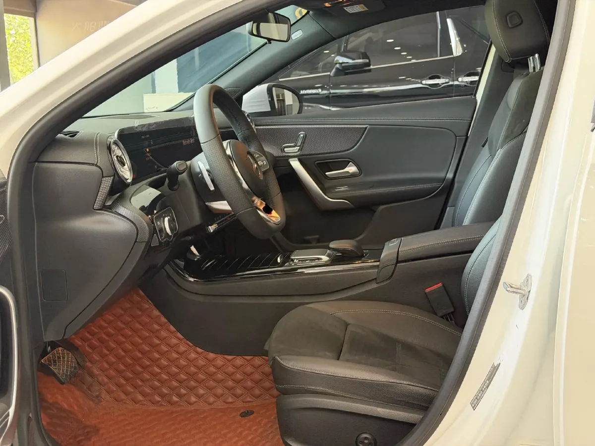 2022 Mercedes-Benz A Class 1.3T 163HP L4 7DCT,autocango,china used car exporter,china ev exporter,chinese used car exporter,chinese used ev exporter