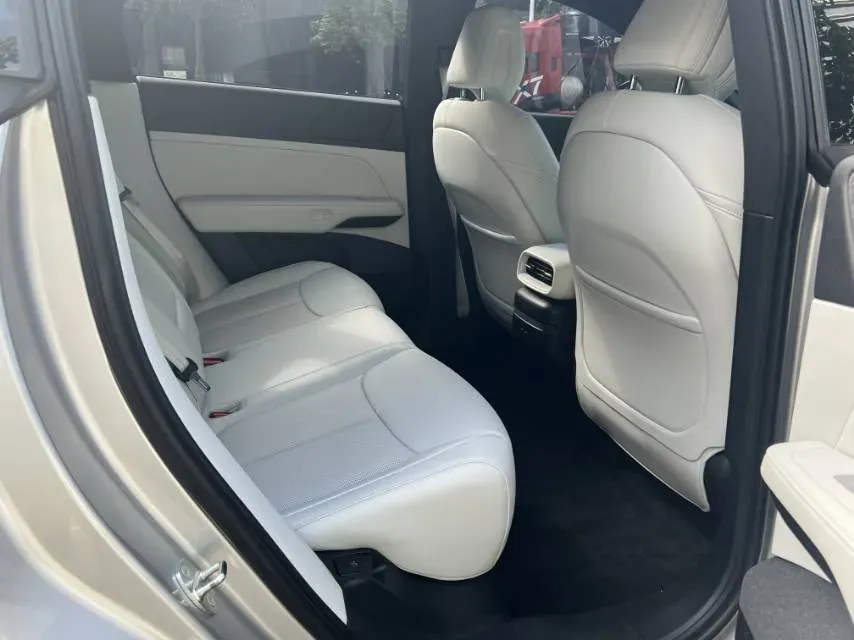 2023 Xpeng G6 BEV 87.5KWH,autocango,china used car exporter,china ev exporter,chinese used car exporter,chinese used ev exporter