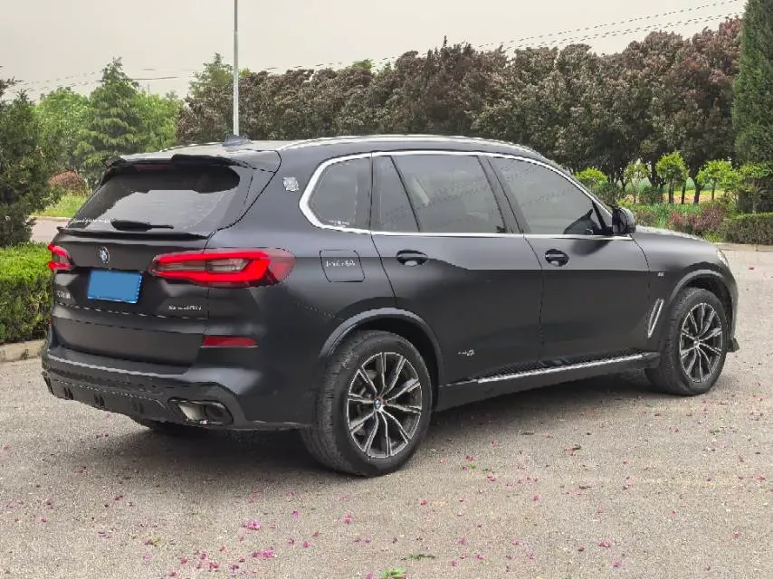 2022 BMW X5 2.0T 245HP L4 8AT,autocango,china used car exporter,china ev exporter,chinese used car exporter,chinese used ev exporter
