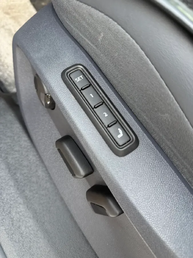 2022 ARCFOX αT BEV 94.5KWH,autocango,china used car exporter,china ev exporter,chinese used car exporter,chinese used ev exporter